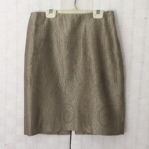 Linda Allard Ellen Tracy Skirt size P8 color Champagne lined inside.    #431